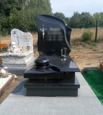 Nagrobek 26
